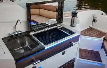 Thumbnail von Sea Ray SLX 350