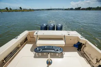 Thumbnail von Grady White Express 370