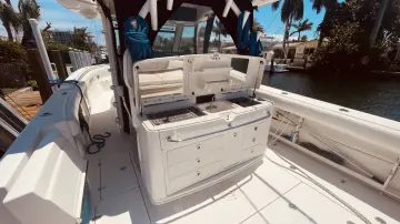 Thumbnail von Boston Whaler 370 Outrage