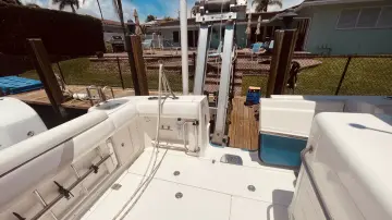 Thumbnail von Boston Whaler 370 Outrage