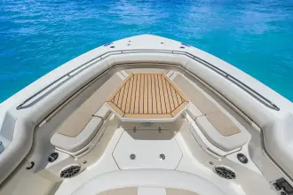 Thumbnail von Boston Whaler 380 Outrage
