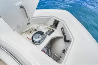 Thumbnail von Boston Whaler 380 Outrage