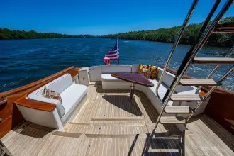 Thumbnail von Hinckley Talaria 55 Flybridge MKII VERA NORTH