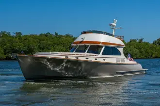 Thumbnail von Hinckley Talaria 55 Flybridge MKII VERA NORTH