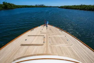 Thumbnail von Hinckley Talaria 55 Flybridge MKII VERA NORTH