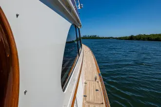 Thumbnail von Hinckley Talaria 55 Flybridge MKII VERA NORTH