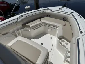 Thumbnail von Boston Whaler 230 Outrage