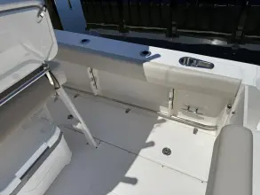 Thumbnail von Boston Whaler 230 Outrage