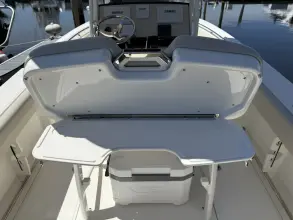 Thumbnail von Boston Whaler 230 Outrage