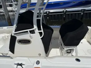 Thumbnail von Boston Whaler 230 Outrage