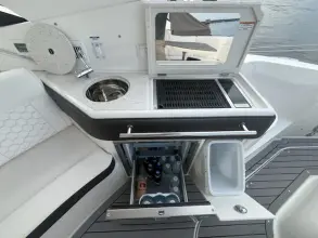 Thumbnail von Sea Ray 320 Sundancer Außenborder