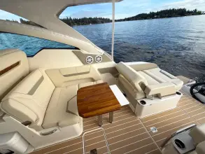 Thumbnail von Tiara Yachts 34LX