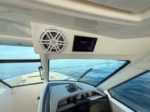 Thumbnail von Tiara Yachts 34LX