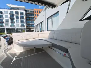 Thumbnail von Sea Ray 320 Sundancer Outboard