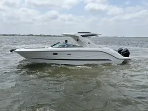 Sea Ray SLX 310 Outboard
