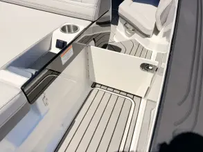 Thumbnail von Sea Ray SLX 280 Außenborder