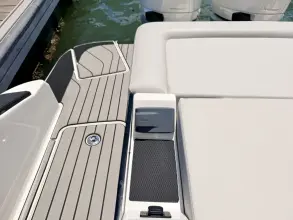 Thumbnail von Sea Ray SLX 280 Außenborder