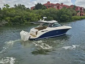 Thumbnail von Sea Ray Sundancer 320 OB