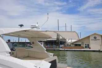 Thumbnail von Cruisers Yachts 38 GLS