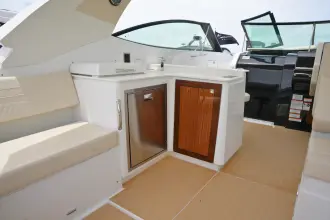 Thumbnail von Cruisers Yachts 38 GLS