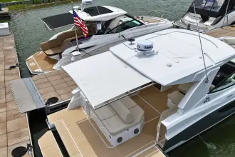 Thumbnail von Cruisers Yachts 38 GLS