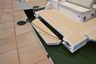 Thumbnail von Cruisers Yachts 38 GLS