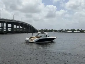 Thumbnail von Sea Ray SLX 310 Außenborder