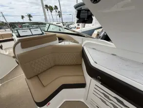 Thumbnail von Sea Ray SLX 310 Außenborder