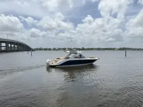 Thumbnail von Sea Ray SLX 310 Außenborder