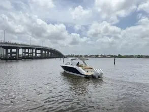 Thumbnail von Sea Ray SLX 310 Außenborder