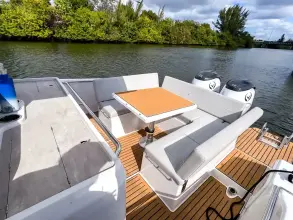 Thumbnail von Vision Marine Technologies Sterk 31 Sport WB