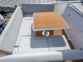 Thumbnail von Vision Marine Technologies Sterk 31 Sport WB