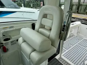 Thumbnail von Boston Whaler 315 Conquest