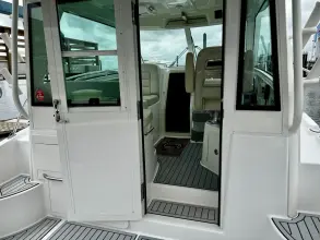 Thumbnail von Boston Whaler 315 Conquest