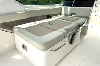Thumbnail von Boston Whaler 280 Vantage