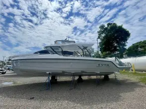 Thumbnail von Cruisers Yachts 38 VTR