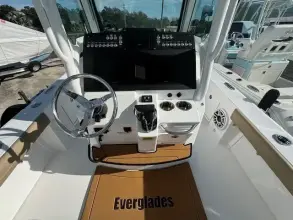 Thumbnail von Everglades 253 CC