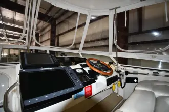 Thumbnail von Cruisers Yachts 5000 Sedan Sport Cherie Amour