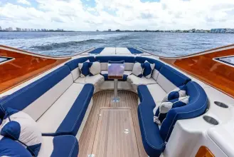 Thumbnail von Hinckley Talaria 38R RASCAL