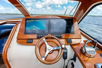 Thumbnail von Hinckley Talaria 38R RASCAL