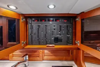 Thumbnail von Hinckley Talaria 38R RASCAL