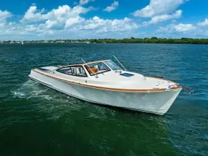 Thumbnail von Hinckley Talaria 38R RASCAL