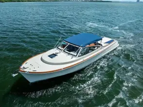 Thumbnail von Hinckley Talaria 38R RASCAL