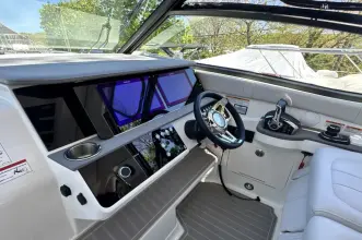 Thumbnail von Sea Ray 320 Sundancer Außenborder