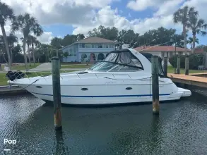 Cruisers Yachts 370 Express