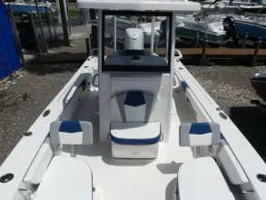 Thumbnail von Robalo 246 Cayman Skydeck