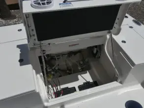 Thumbnail von Robalo 246 Cayman Skydeck