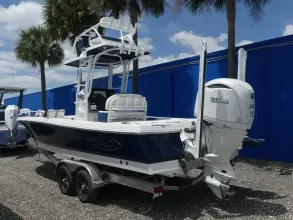 Thumbnail von Robalo 246 Cayman Skydeck