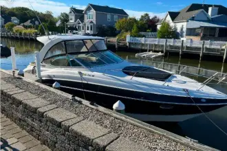Cruisers Yachts 350 Express