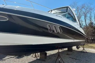 Thumbnail von Cruisers Yachts 350 Express